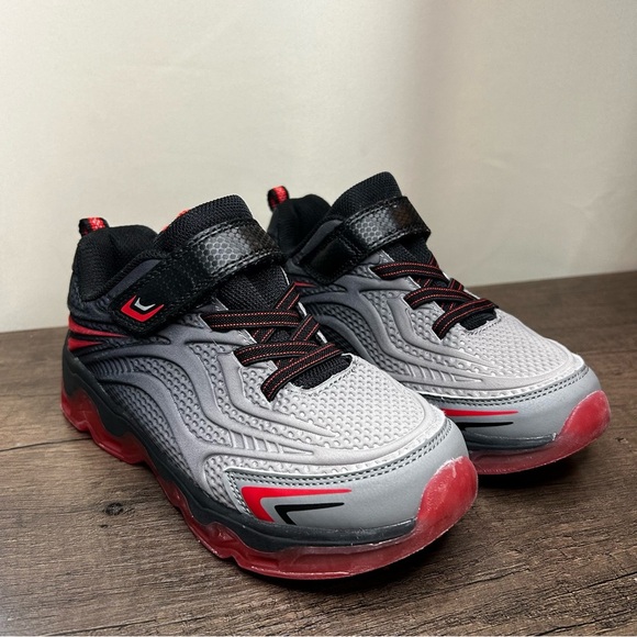 Athletic Works Kids' Gray Red and Black Sneakers Size 2 - Picture 1 of 8